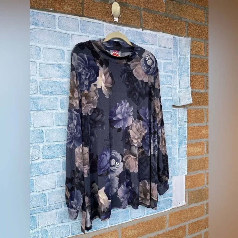 JOHNNY WAS GREY PEONY PUFF SLEEVE MOCK NECK TOP SIZE 3X